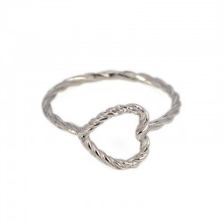 Twisted thread heart ring